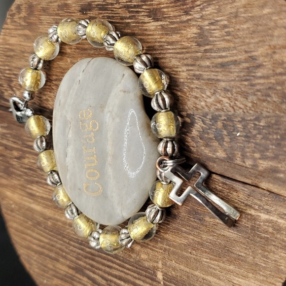 For petite wrist slide on customized‎ bracelet B2839 cross gold thread crystal - Picture 1 of 3